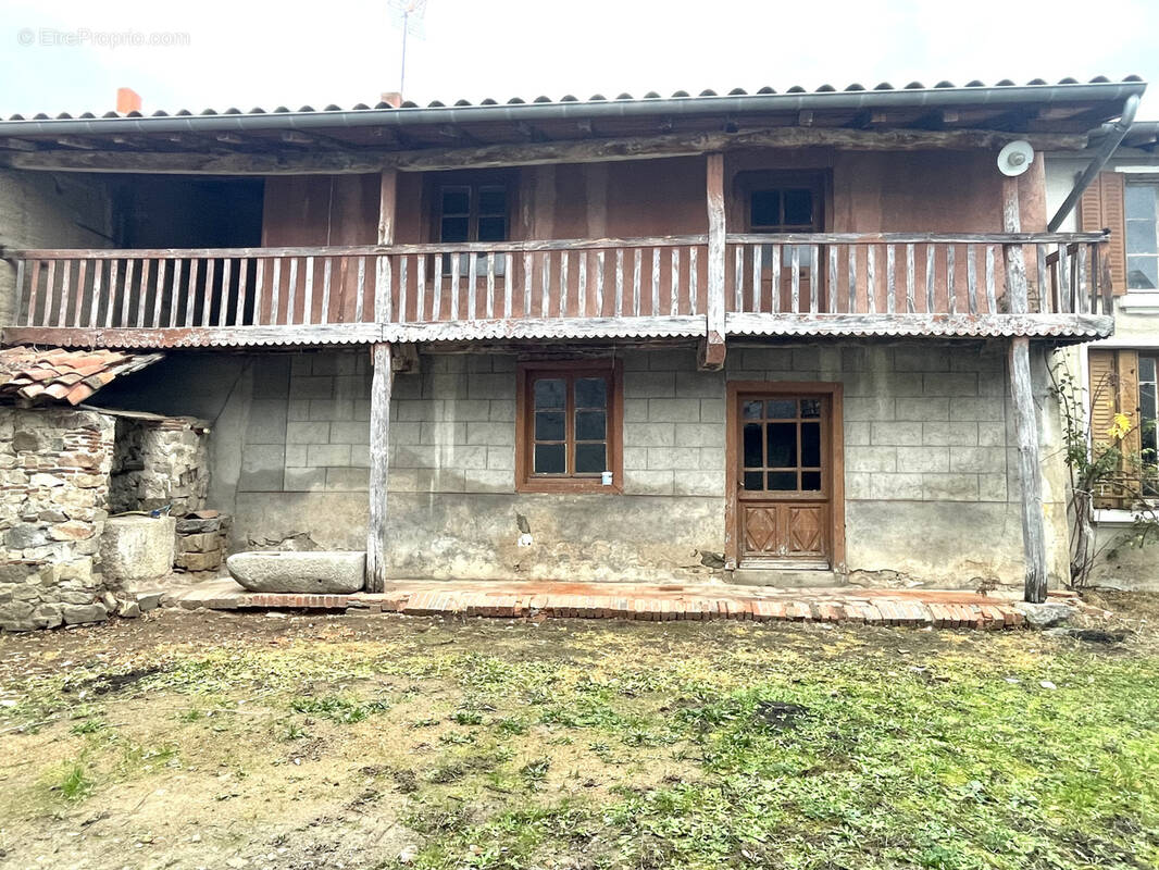 Maison à BUSSY-ALBIEUX