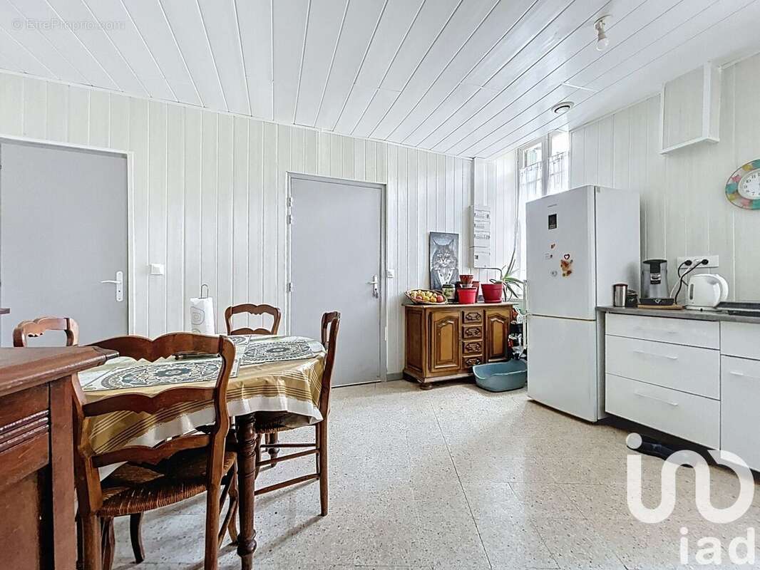 Photo 2 - Maison à VILLENEUVE-LES-BEZIERS