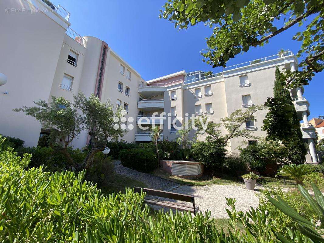 Appartement à MARSEILLE-8E