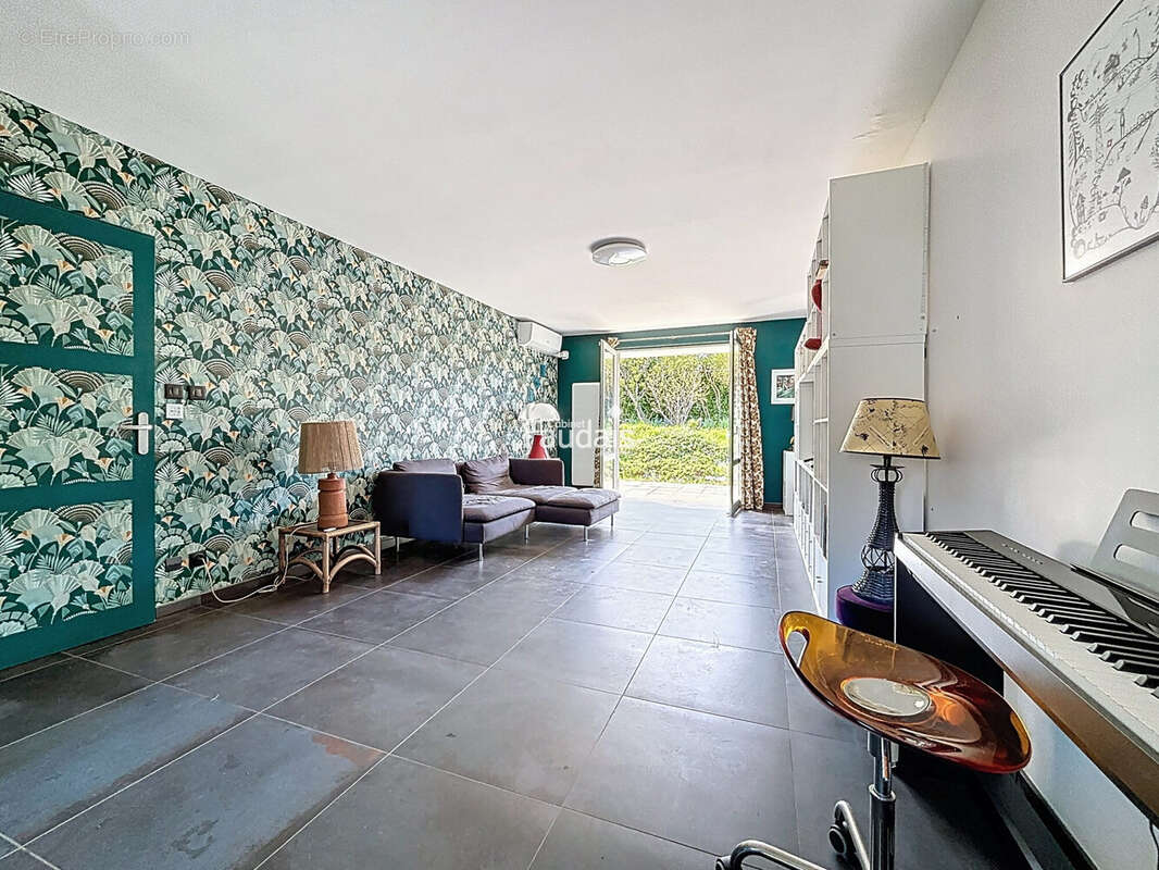 Maison 118 m² à Pont-Hebert  - photo 4