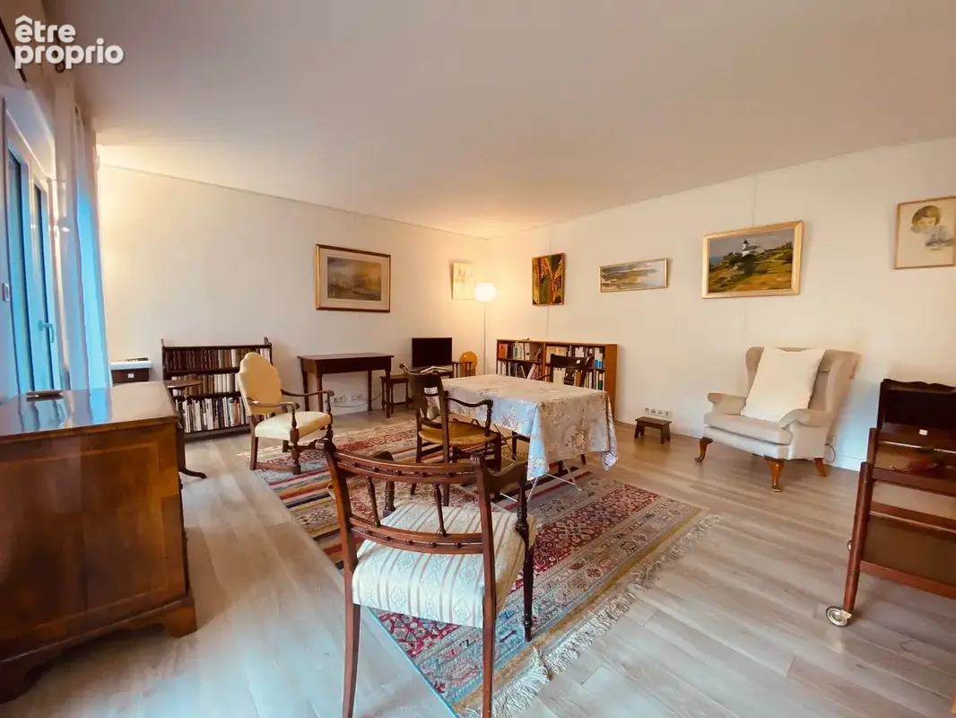 A vendre  2 p 57 m2  hesperides roy rene aix en provence - photo 3