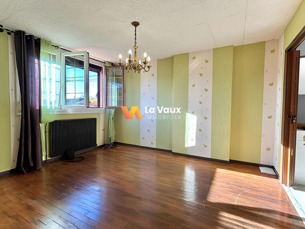 Maison à NEUVES-MAISONS