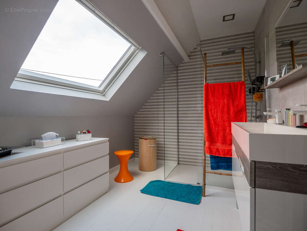 Maison à SAINT-AMAND-LES-EAUX