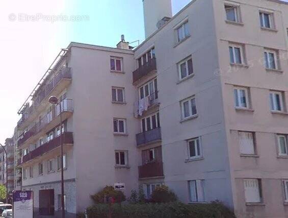 Appartement à LIVRY-GARGAN