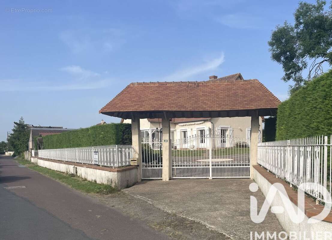 Maison 185 m² à La Cambe  - photo 5