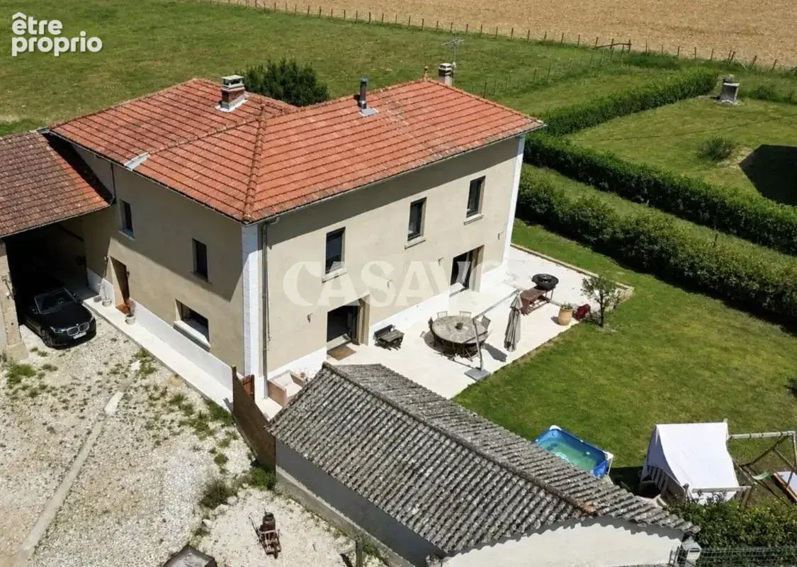 Vente Maison 5 pièces de 220m² - 38780 Eyzin-Pinet - photo 4