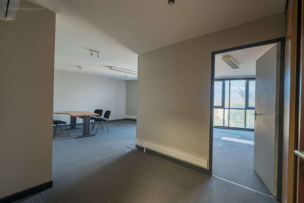 Commerce à CARCASSONNE