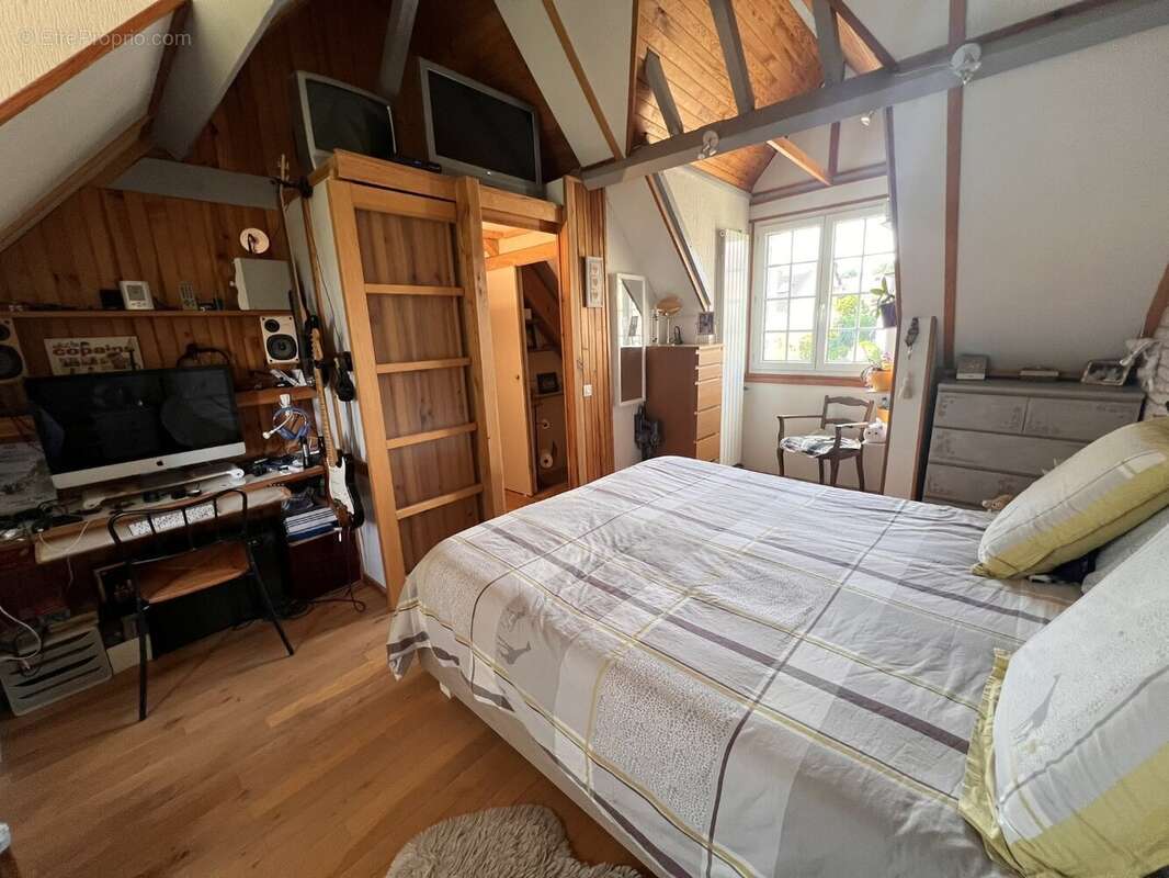 Maison à SAINT-CHERON