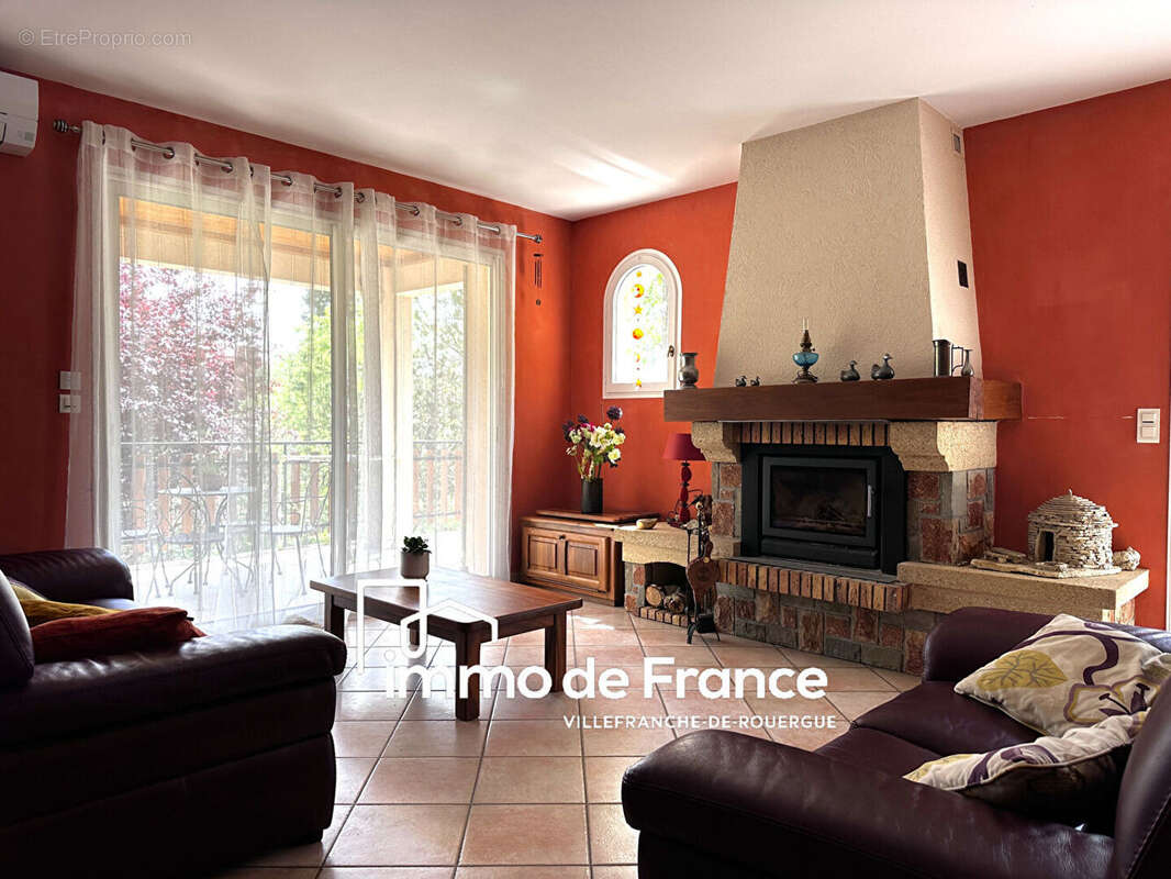 Maison Villefranche De Rouergue 181 m² 3 chambres, sous- sol total sur  4157 m² de terrain - photo 5
