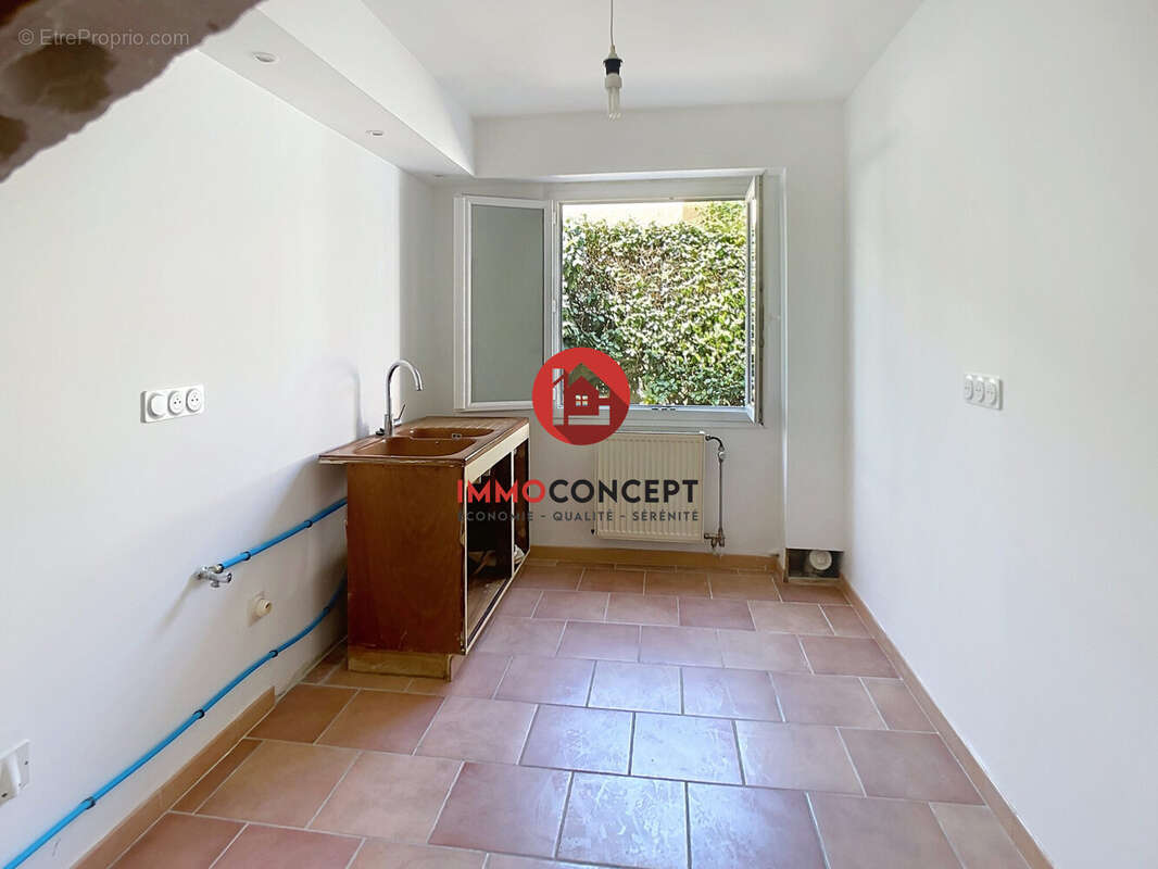 Maison à VILLENEUVE-LES-AVIGNON