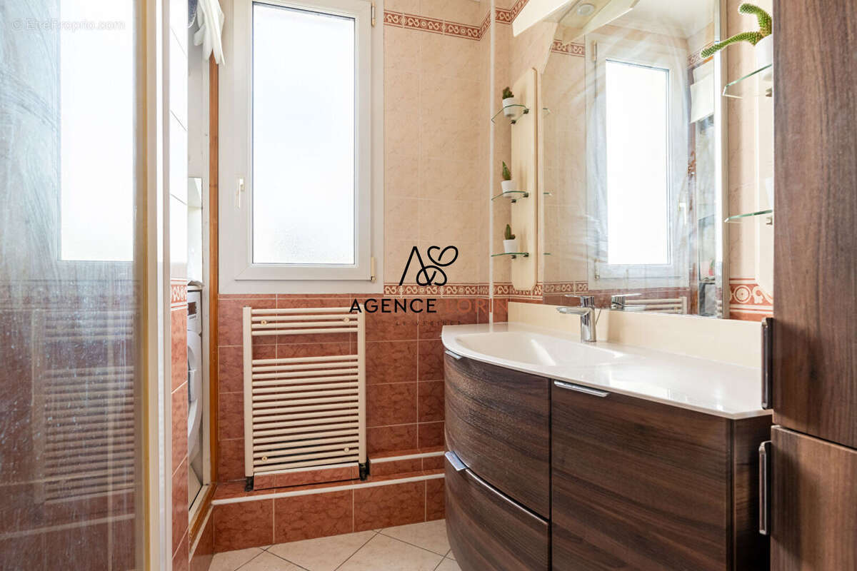 Appartement à LE VESINET