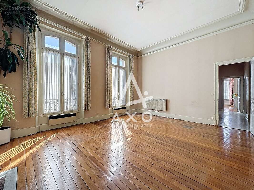 Ensemble immobilier situé en hypercentre - photo 6