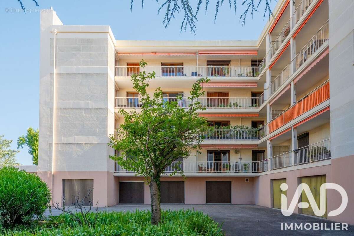 Photo 3 - Appartement à SALON-DE-PROVENCE