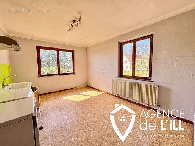 Maison à DIEFFENBACH-AU-VAL