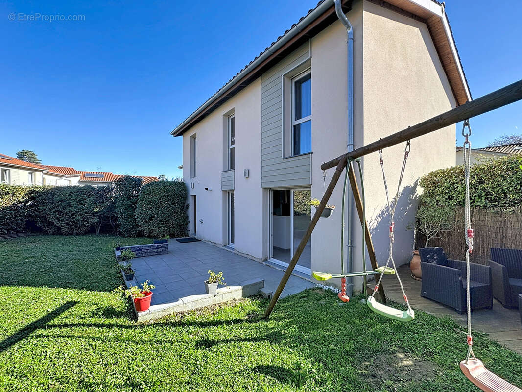 Maison à LA VERPILLIERE