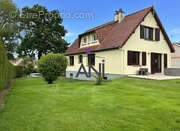 Maison à AMBRUMESNIL