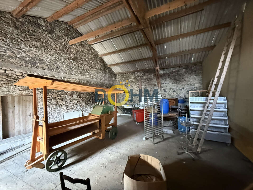 Ferme - 274 m2 Le Pertuis - photo 2