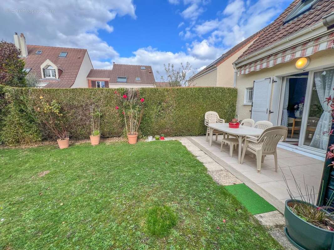 Maison à MONTIGNY-LE-BRETONNEUX