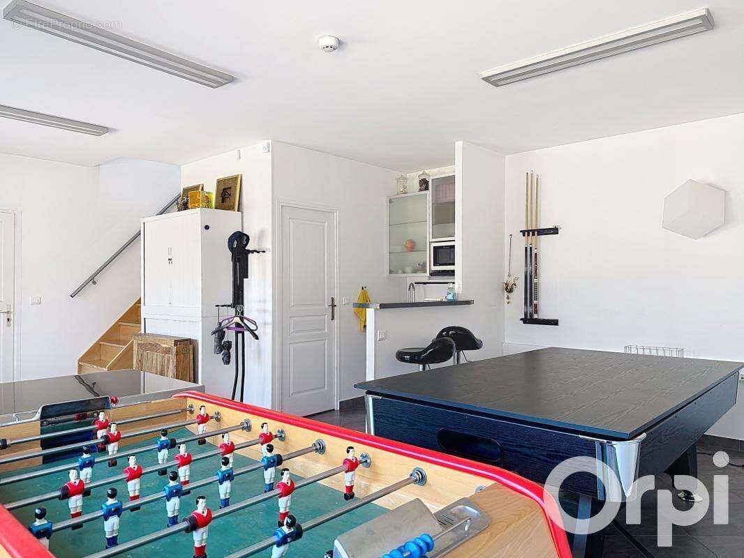 Maison à BALLAINVILLIERS