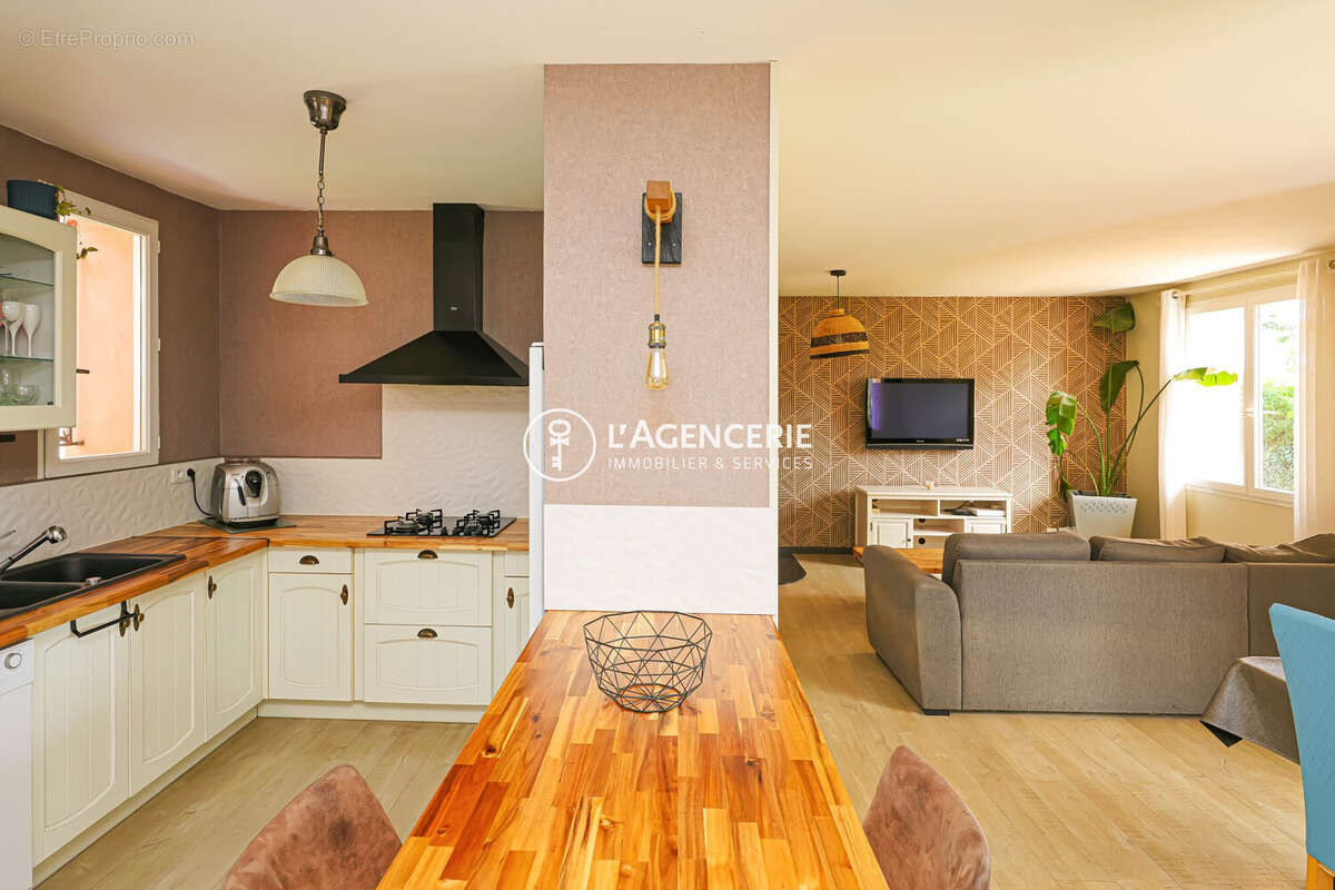 Maison 130 m² à Albi  - photo 4
