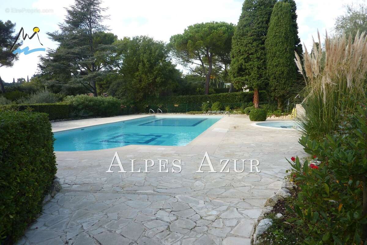 Appartement à VENCE