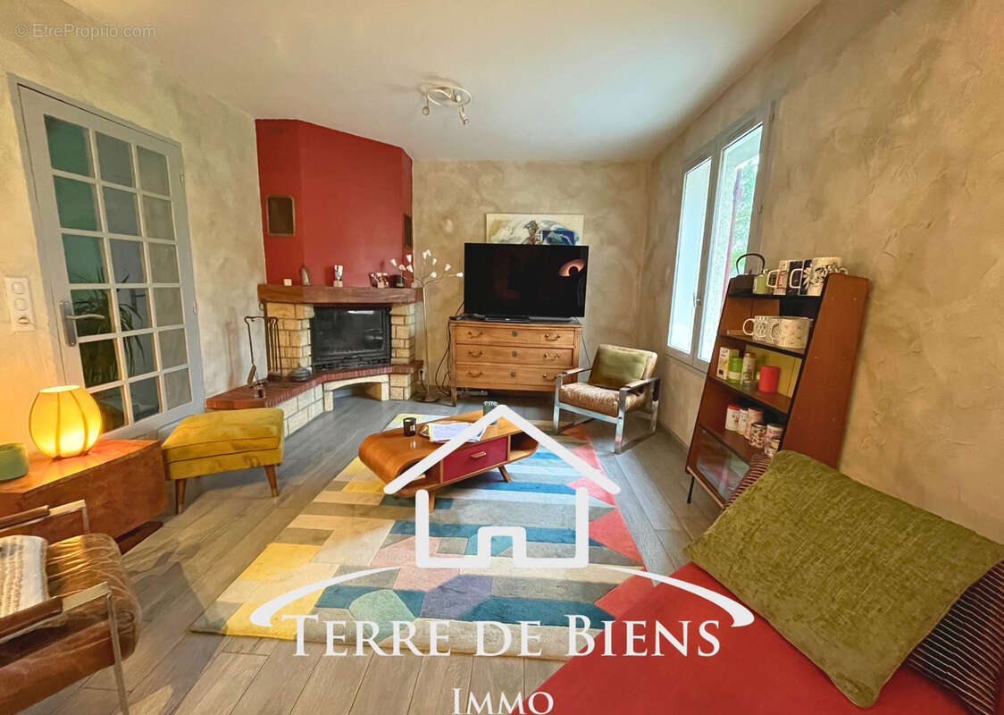 Maison à ROZIERES-SUR-CRISE