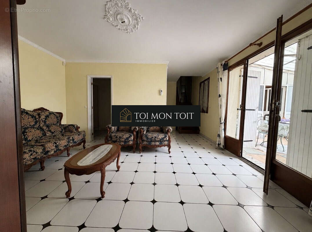 Maison 168 m² à Marly-La-Ville  - photo 4