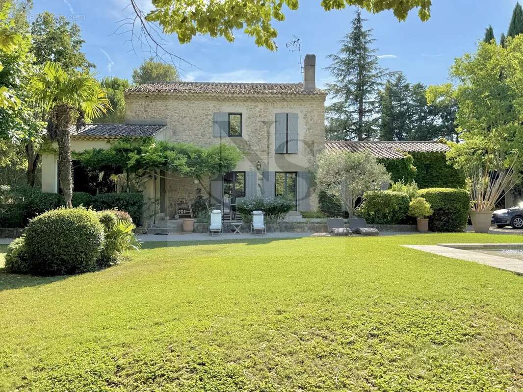 Aix-en-provence / bastide en pierre xviiie siècle proche centre-ville - photo 26