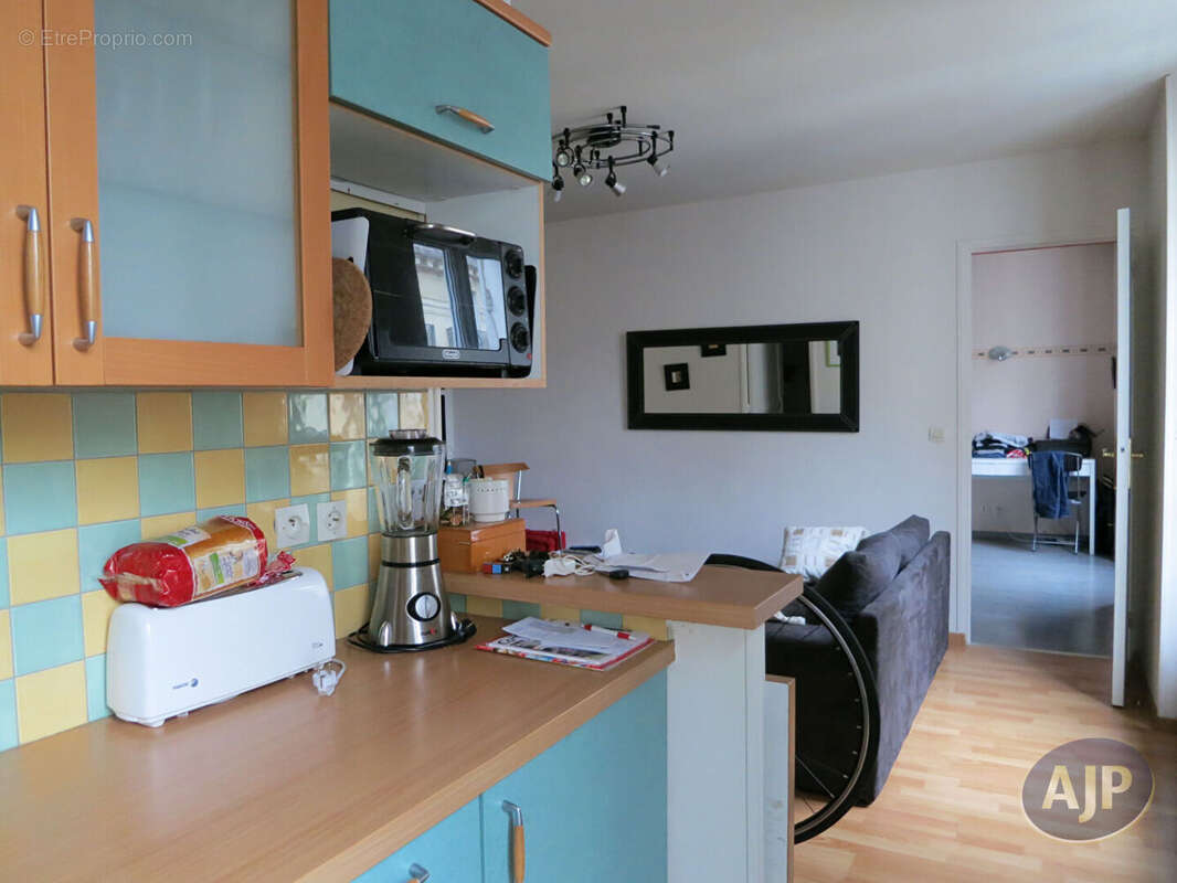 Appartement à PARIS-7E