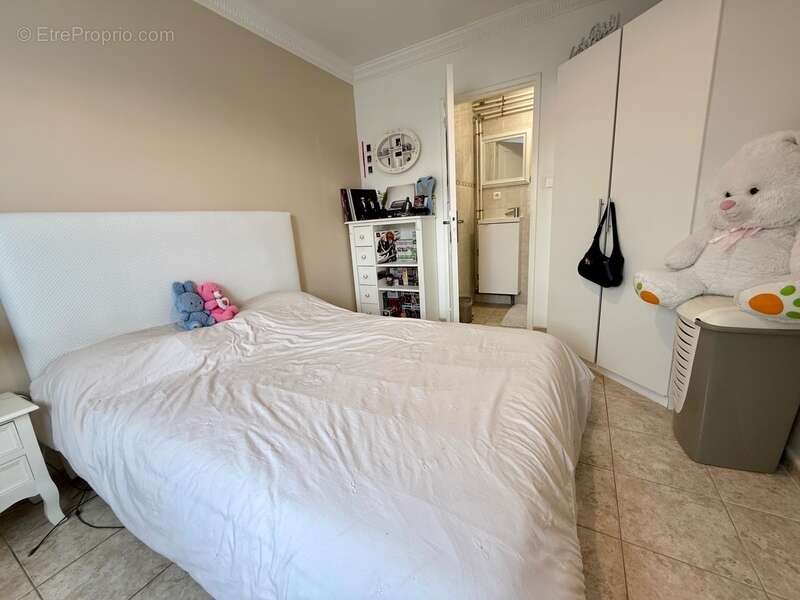 Maison à VILLEVEQUE