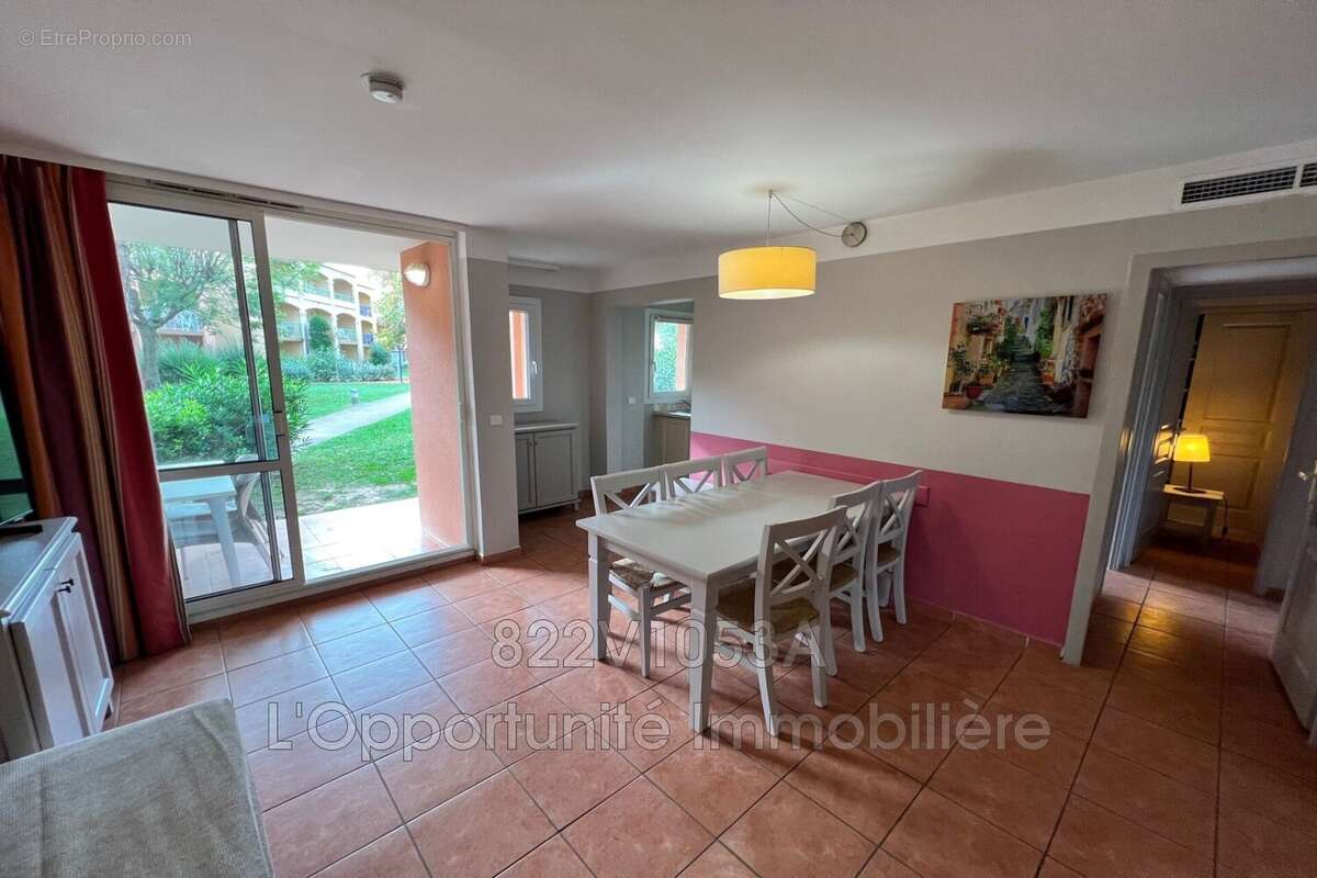 Appartement à MANDELIEU-LA-NAPOULE