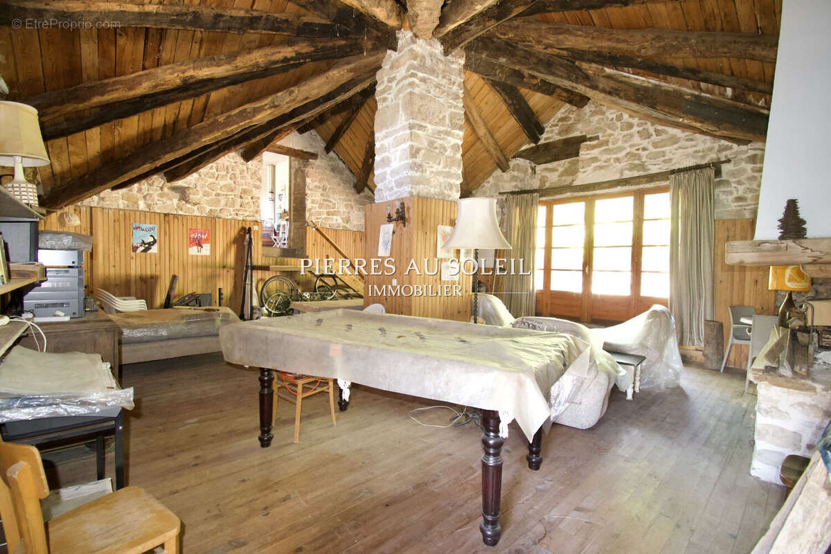 Maison à JONCELS