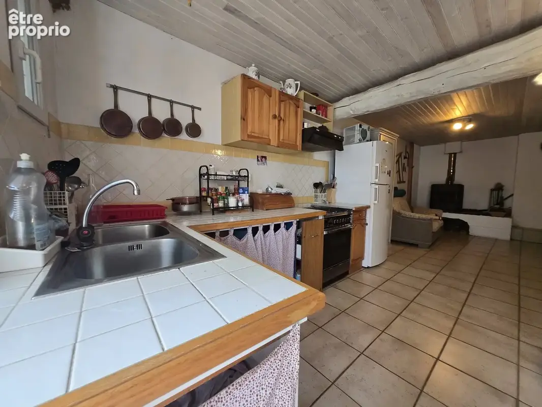 Maison 83 m² à Carcanieres  - photo 7