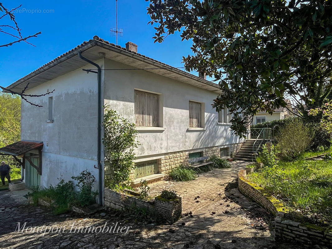 Maison à MONTPON-MENESTEROL