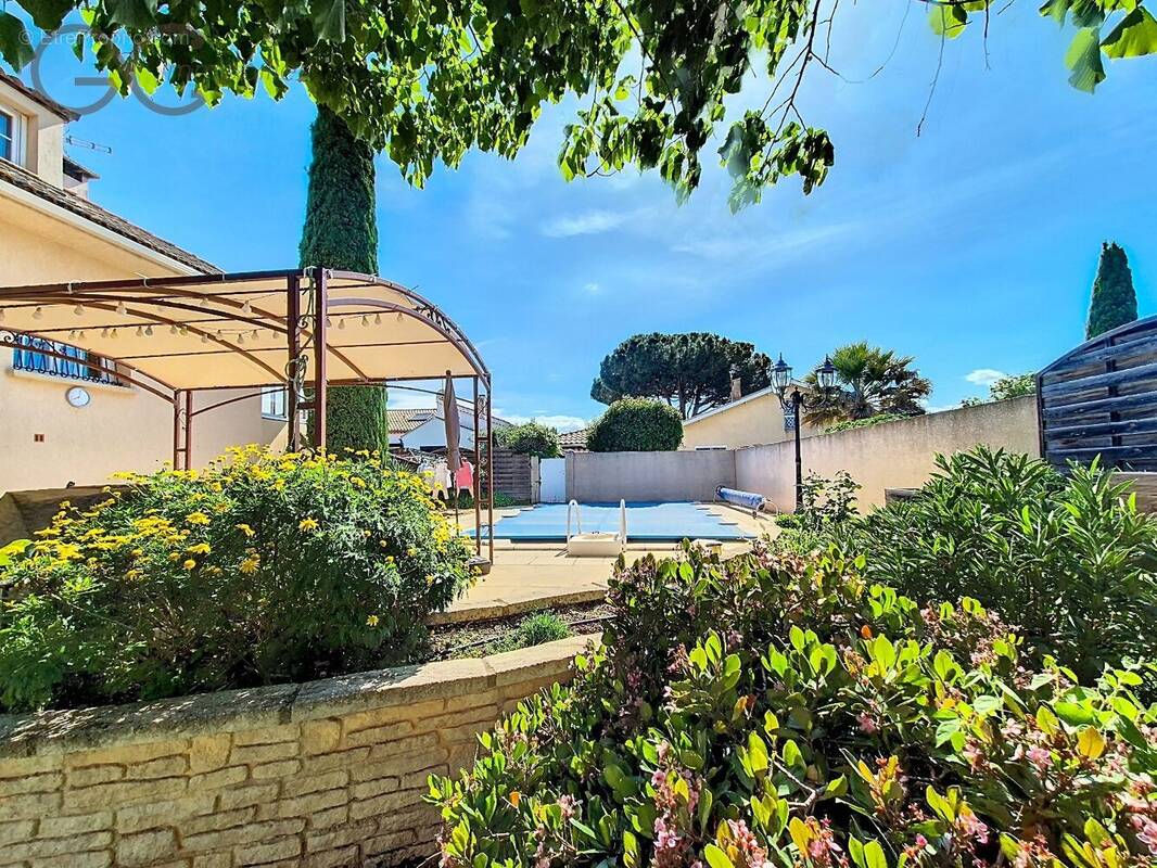 Maison à THEZAN-LES-BEZIERS