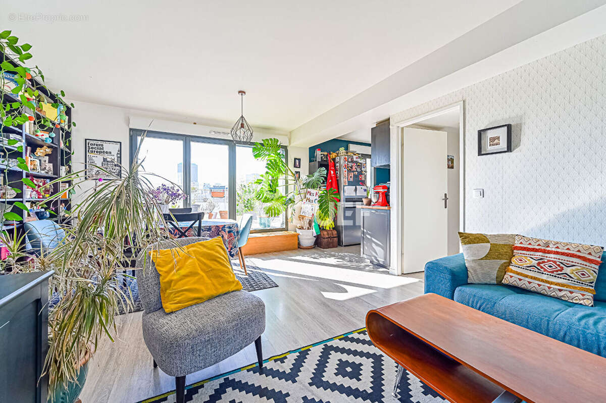 Appartement à AUBERVILLIERS