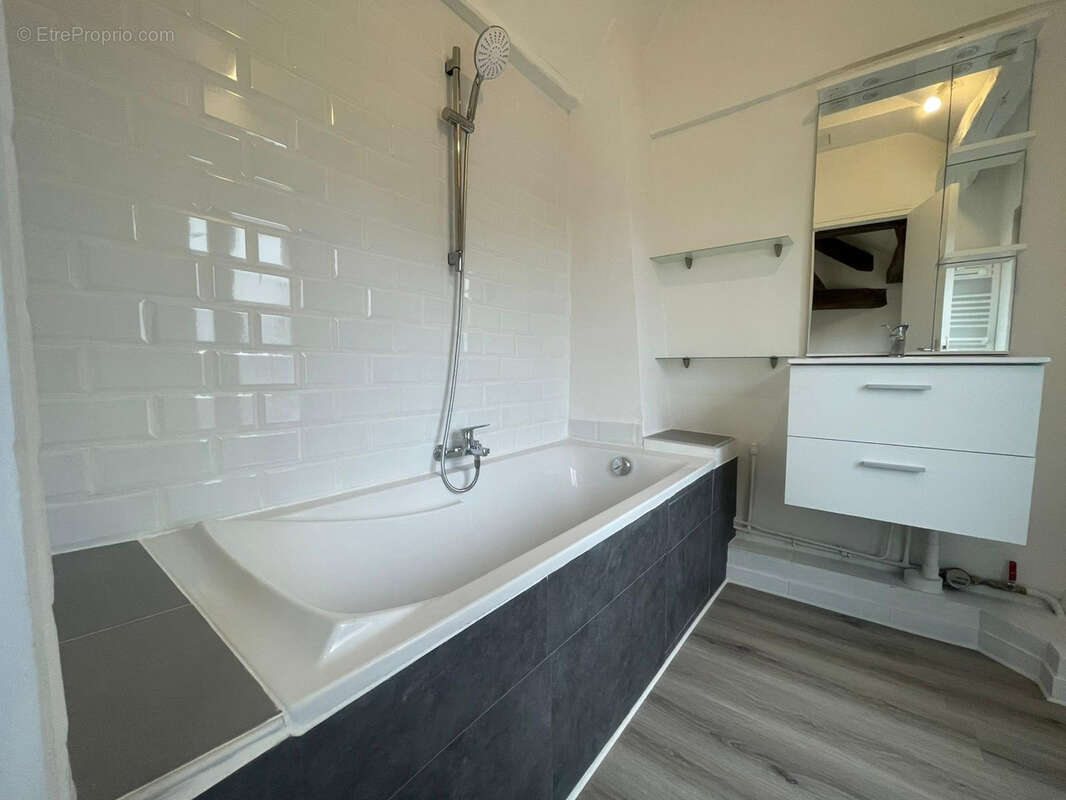Appartement à VOULX