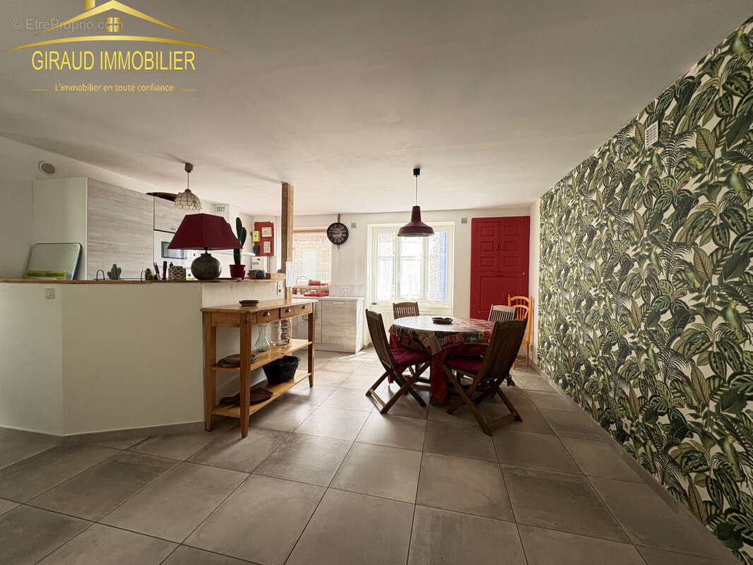 Appartement à CHAUFFAILLES