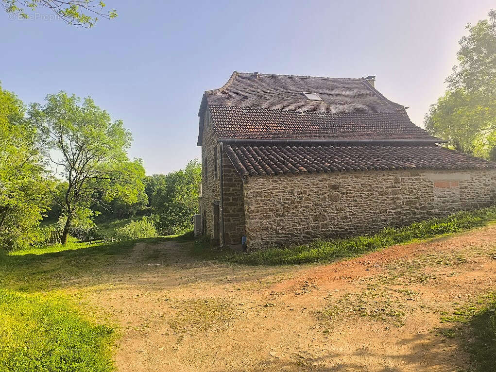 Maison à CAPDENAC-GARE