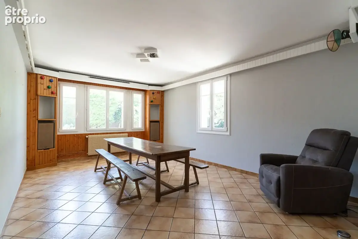 Maison 257m² à tours - photo 5