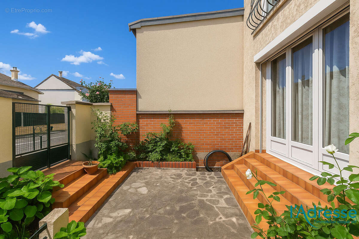 Maison à IVRY-SUR-SEINE