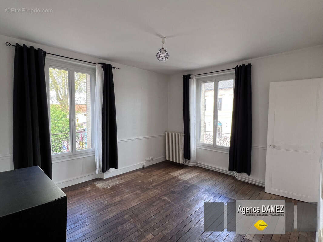 Appartement à DOURDAN