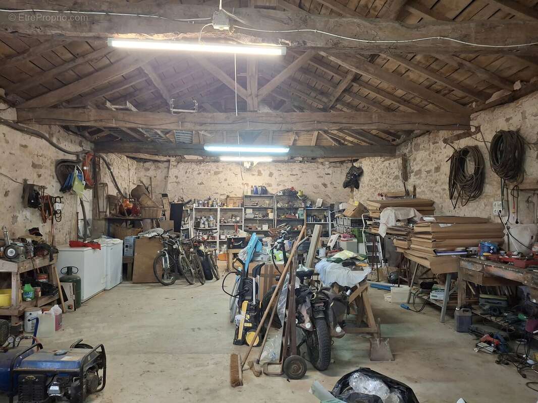 Maison, grange, atelier, hangar et terrain offrant une vue imprenable - photo 17