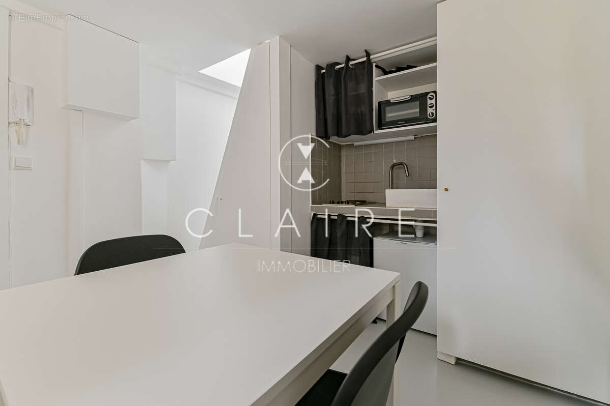Appartement à PARIS-11E