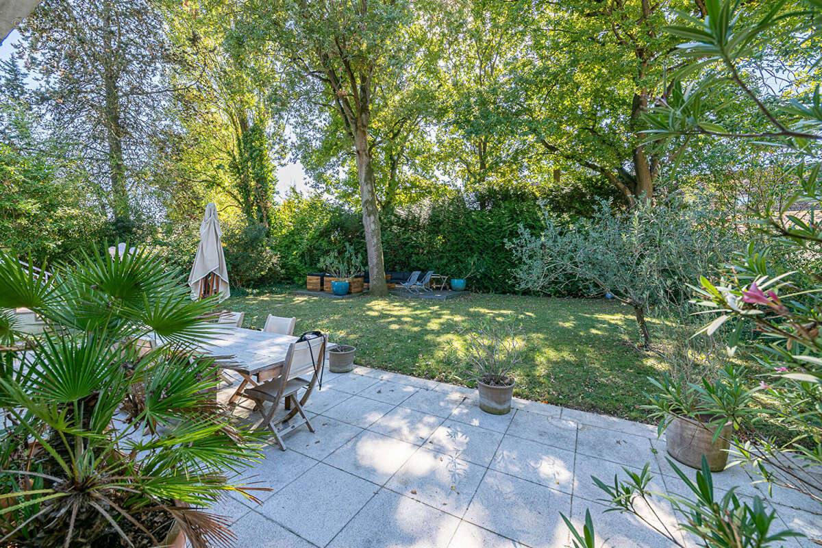Maison 8 pièces 180 m2 - photo 2