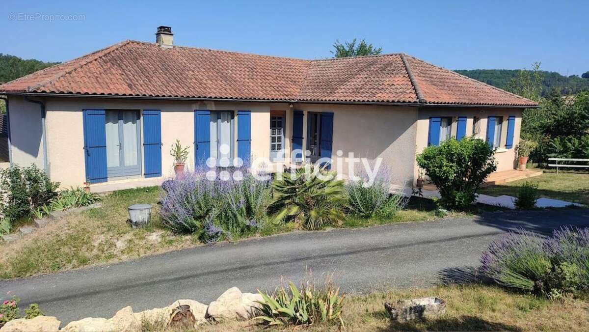 Maison à COURSAC