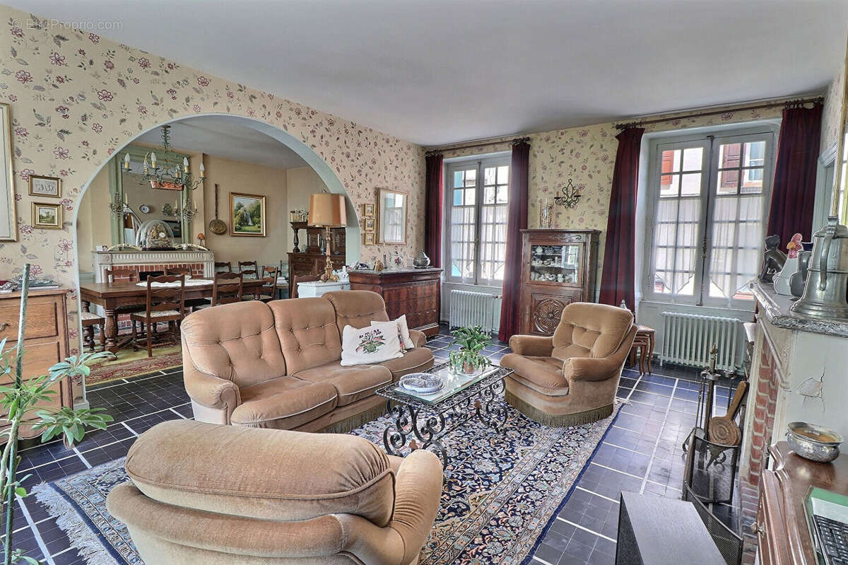 Maison à EPERNON