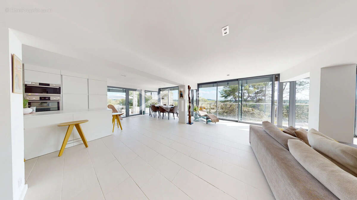 Appartement à CLAPIERS