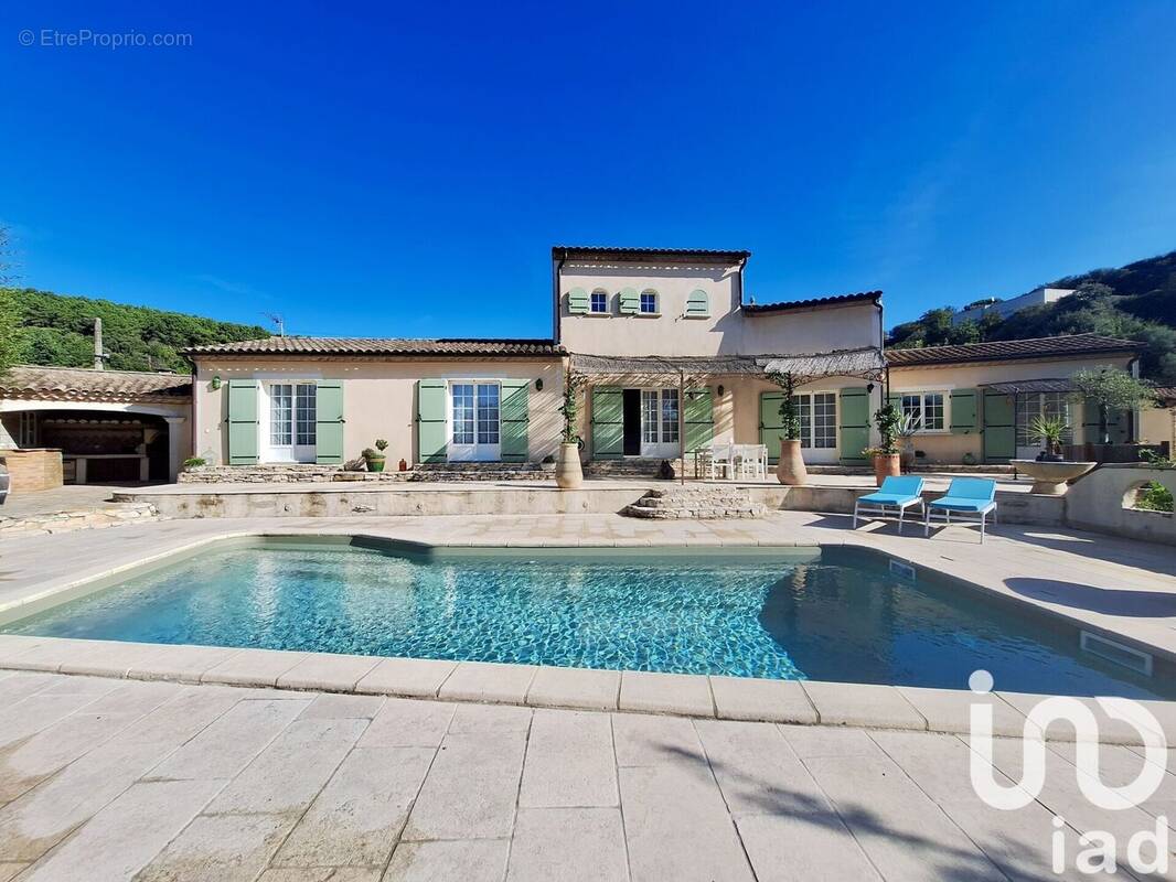 Photo 1 - Maison à SAINT-MARTIN-DE-VALGALGUES