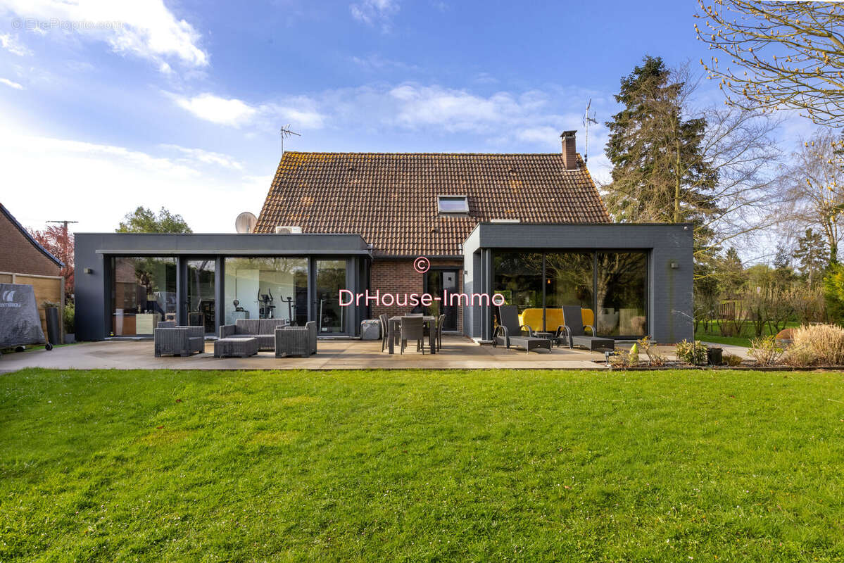 Maison à MERIGNIES